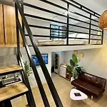 Stay&Chill S.6 - Tranquil Home In Saigon\'S Heart